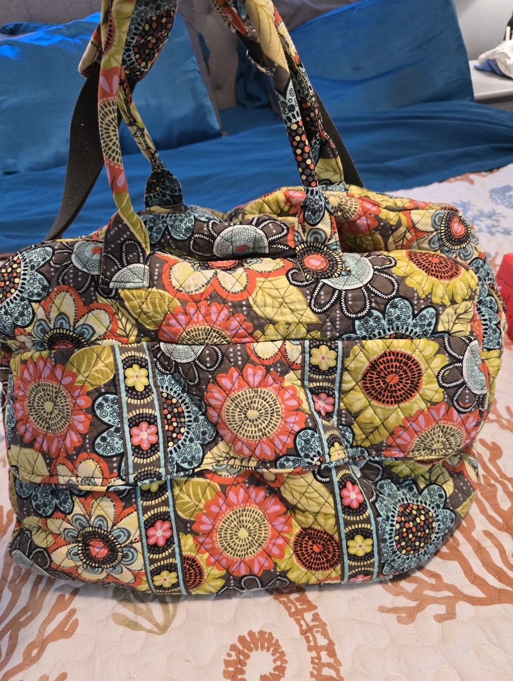 Vera Perfect Petals Large Duffle Travel Bag